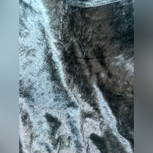 Free People NWT Green Velvet Top Size: XS - Picture 5 of 7